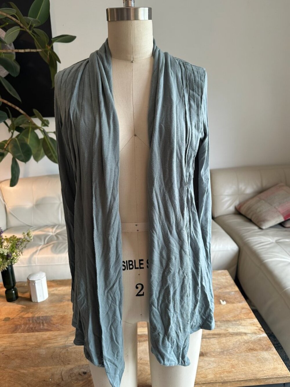 Two Timing Cardigans size L - Picture 5 of 9